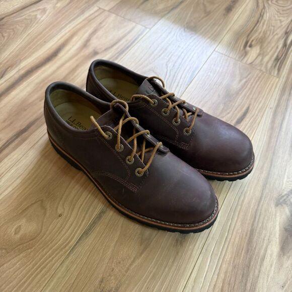 L.L.Bean Men\'s Bucksport Leather Vibram Shoes Plain Toe Size 9W EUC